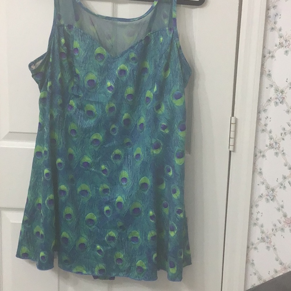 Plus size 26 W turquoise patterned one piece bathing suit. 32” length.